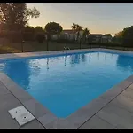 La Campagne Romantique - Avec Entree Autonome, Clim Neuve, Parking Prive & Sa Piscine ! -