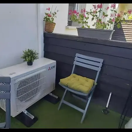 Apartmán La Campagne Romantique - Avec Entree Autonome, Clim Neuve, Parking Prive & Sa Piscine ! - Saint-Sulpice (Oise)