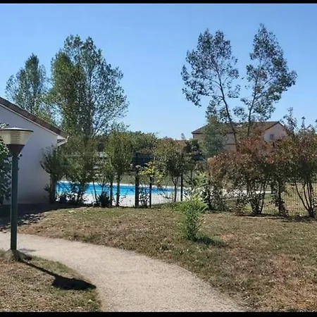 La Campagne Romantique - Avec Entree Autonome, Clim Neuve, Parking Prive & Sa Piscine ! - Saint-Sulpice (Oise)