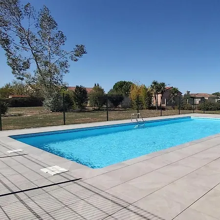 La Campagne Romantique - Avec Entree Autonome, Clim Neuve, Parking Prive & Sa Piscine ! - Saint-Sulpice (Oise)